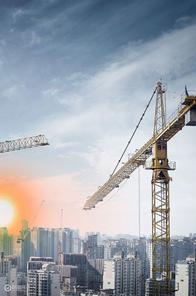 智能科技賦能現(xiàn)代工程 城市建設(shè)中的高腳塔吊海報(bào)設(shè)計(jì)美學(xué)